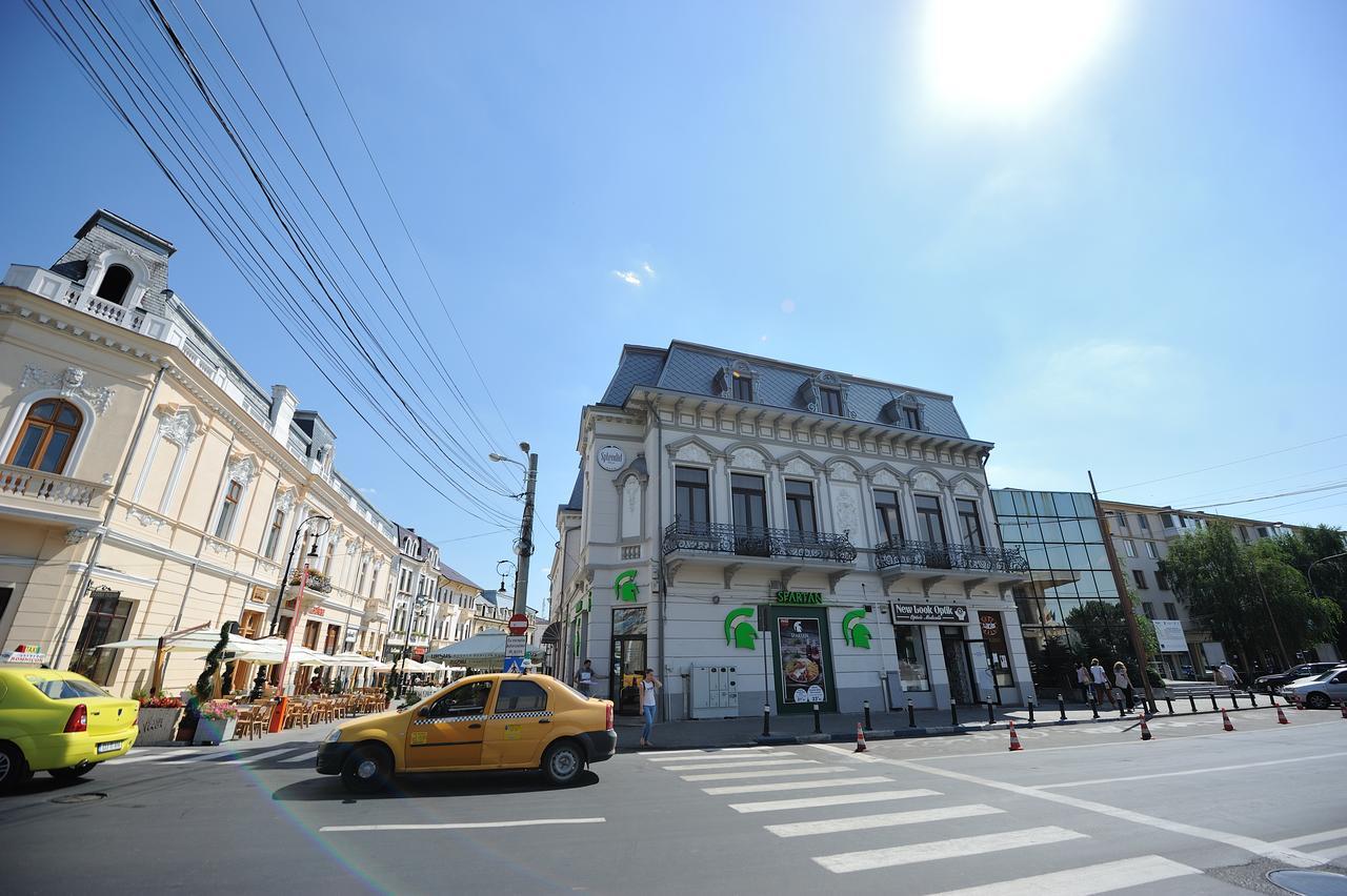 Hotel Splendid 1900 Craiova Bagian luar foto